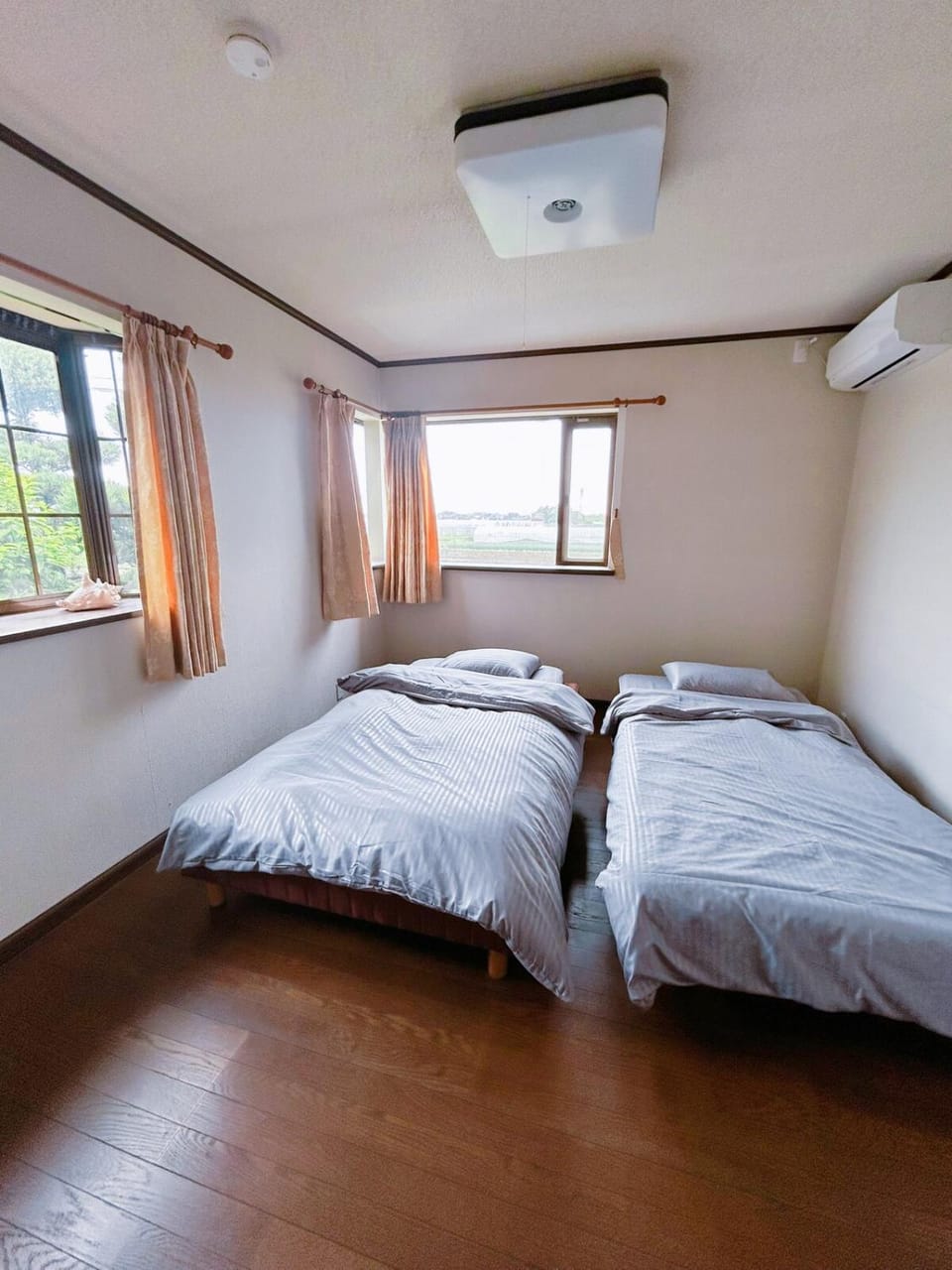 10-minute drive from Kumamoto Station, parking for 6 cars, large house that can accommodate up to 15 people Apartment in Japan