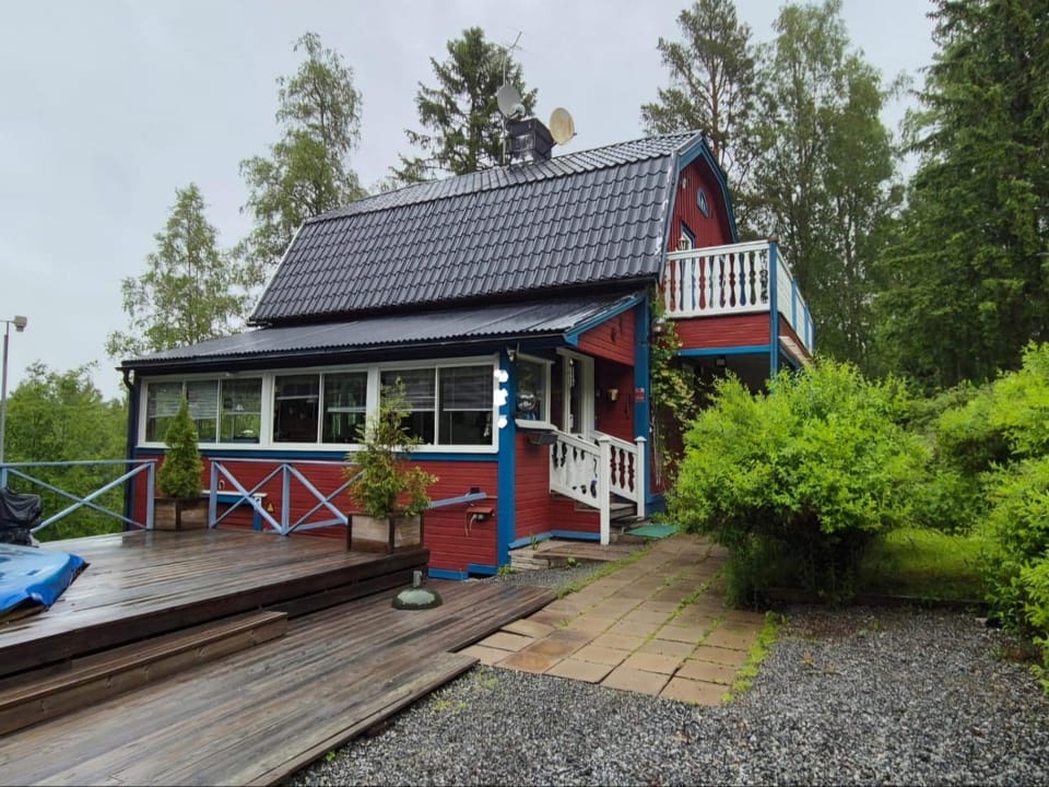 Property building, Garden