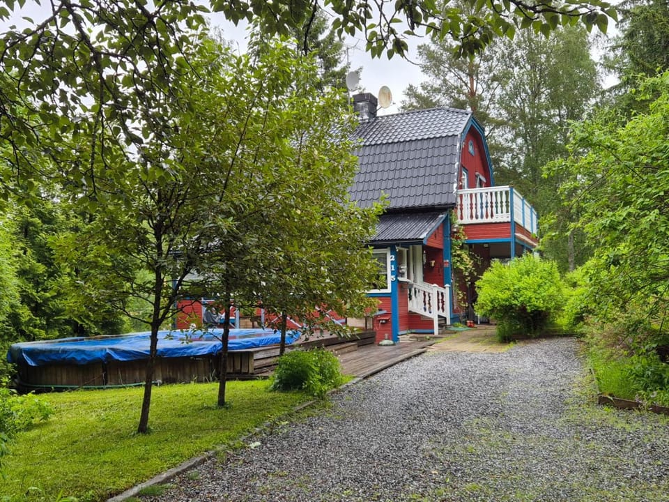 Property building, Garden