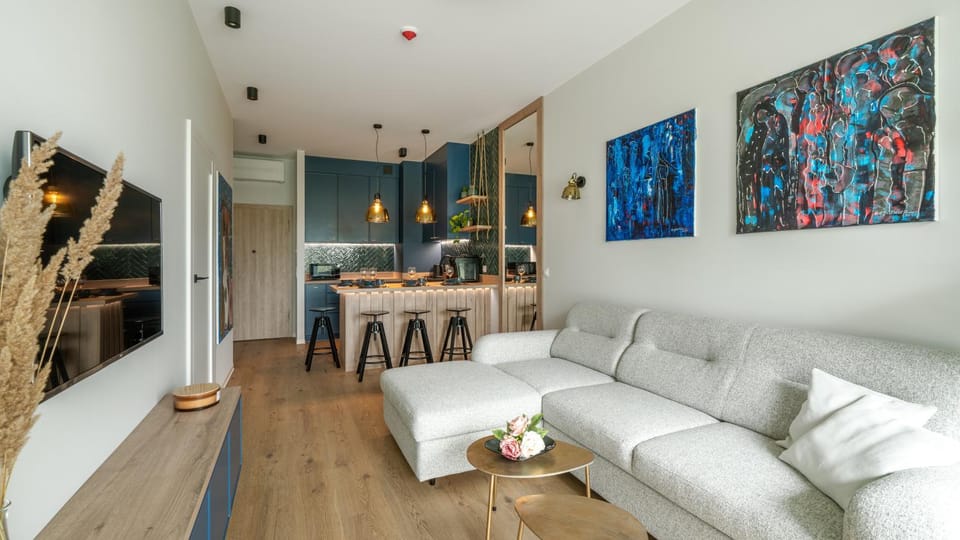 Kitchen or kitchenette, Living room, Seating area