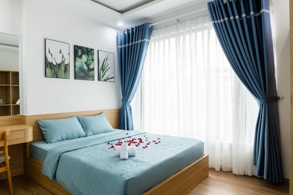 New Hana House Homestay's My Khe Beach with 2 BR Apartment in Da Nang