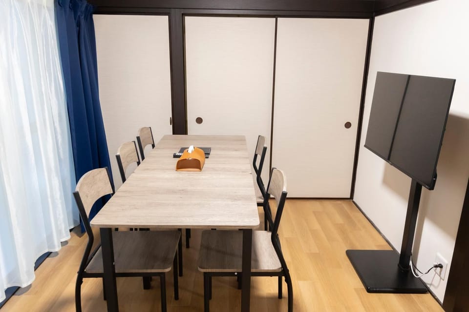 TV and multimedia, Dining area