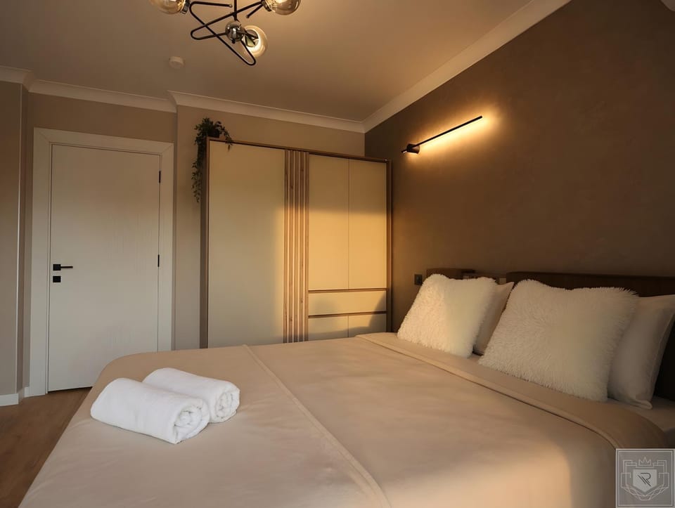 RentHouse Apartments - Airport Loft Apartment in Chișinău