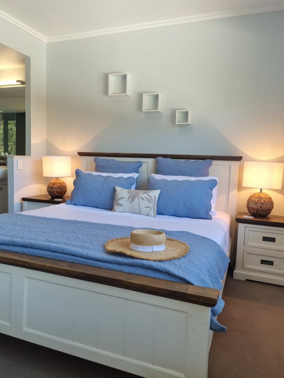 Coco 54 Airlie Apartment in Airlie Beach