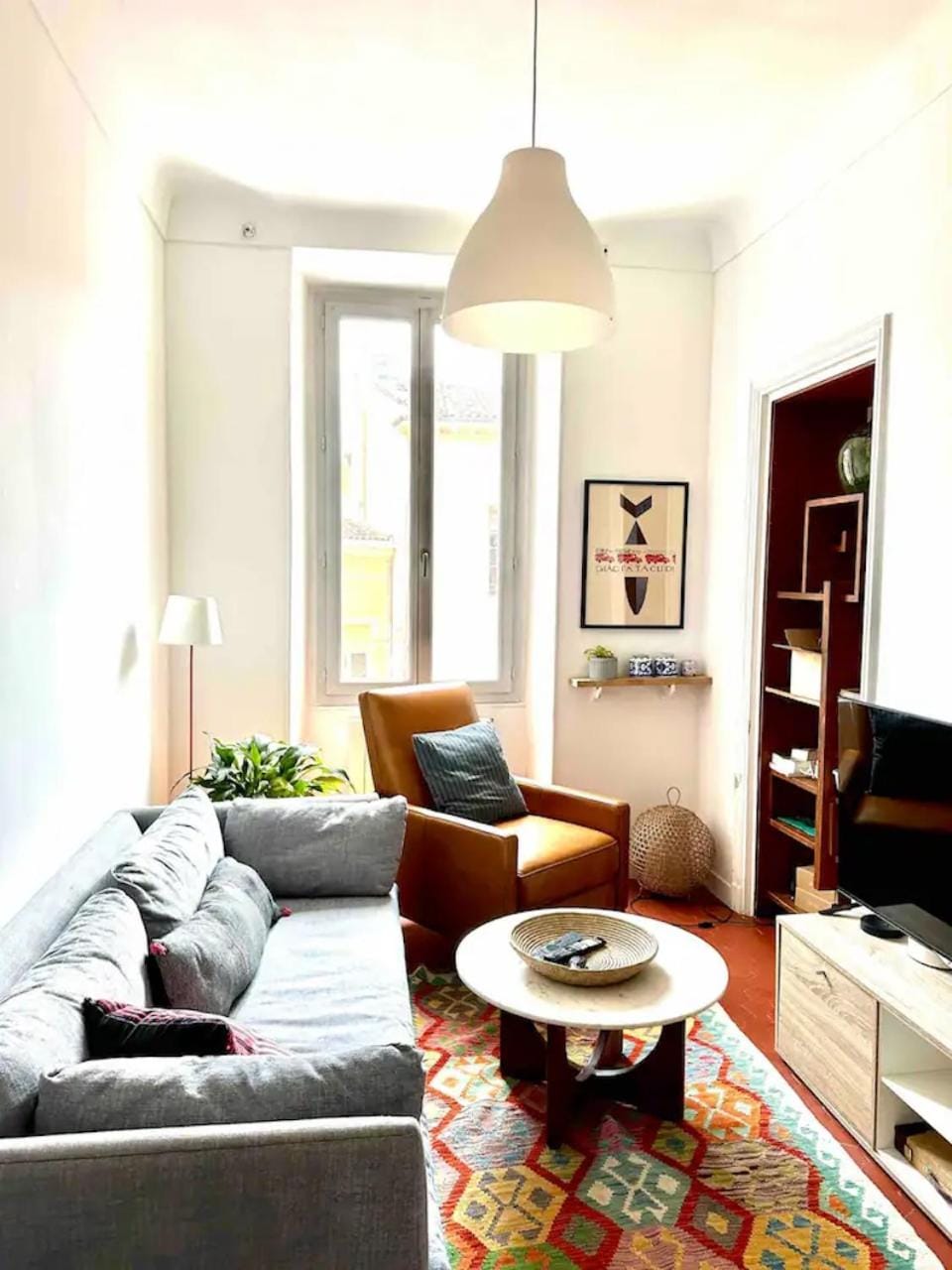 TV and multimedia, View (from property/room), Living room, Seating area, City view, Landmark view, Street view, heating, internet