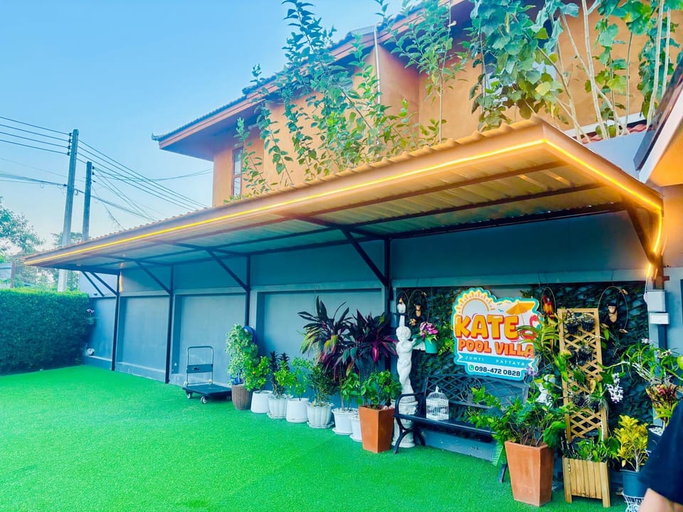 Kate Pool Villa Jomtien Pattaya Villa in Pattaya City