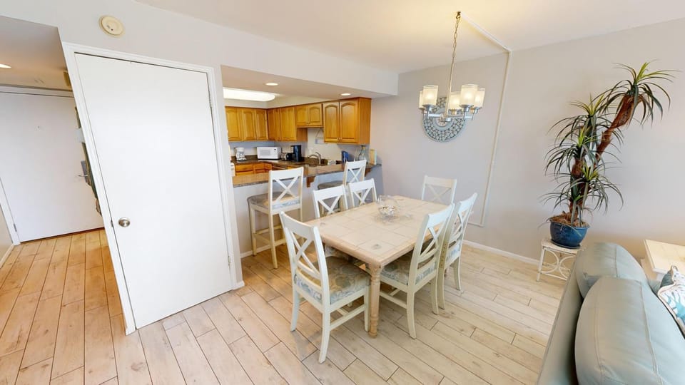 Beach House 503D Apartment in Miramar Beach