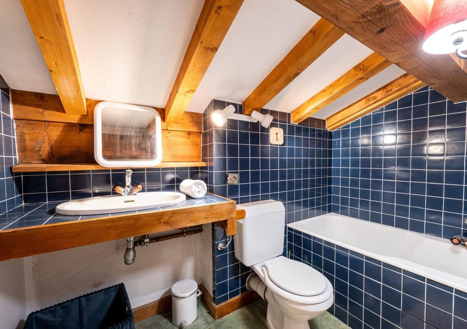 Bathroom, Bath