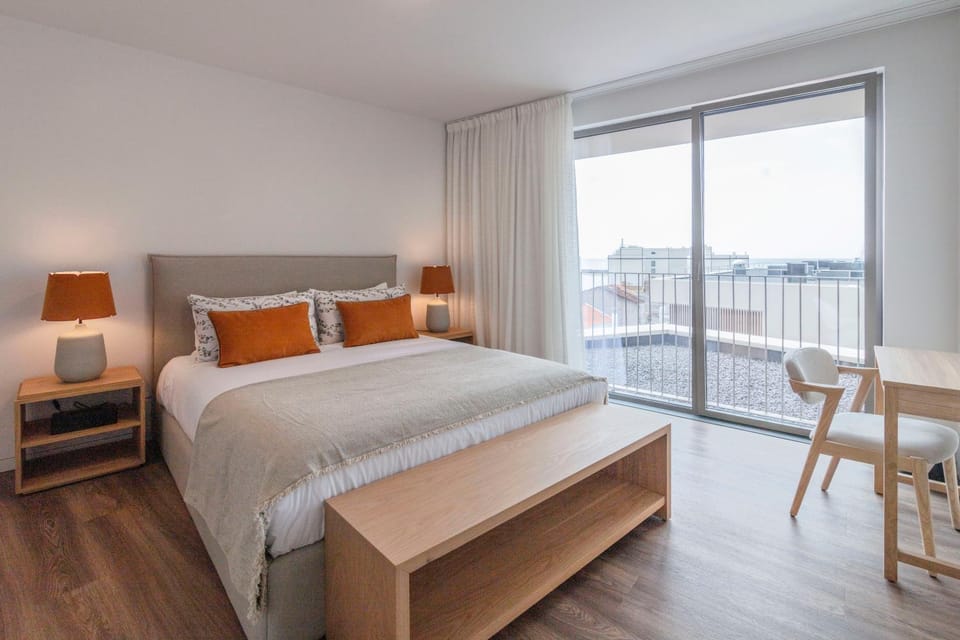 Bed, View (from property/room), Photo of the whole room, Seating area, Bedroom