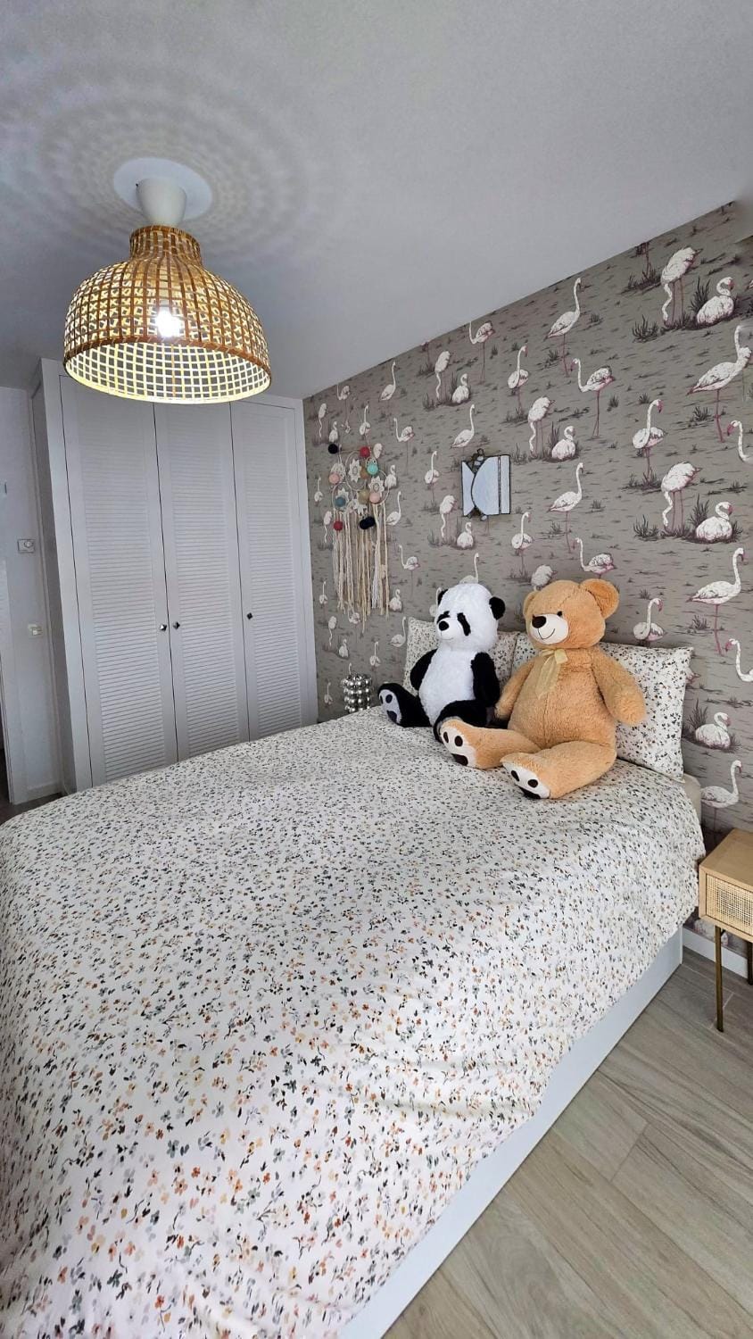 Bed, Bedroom