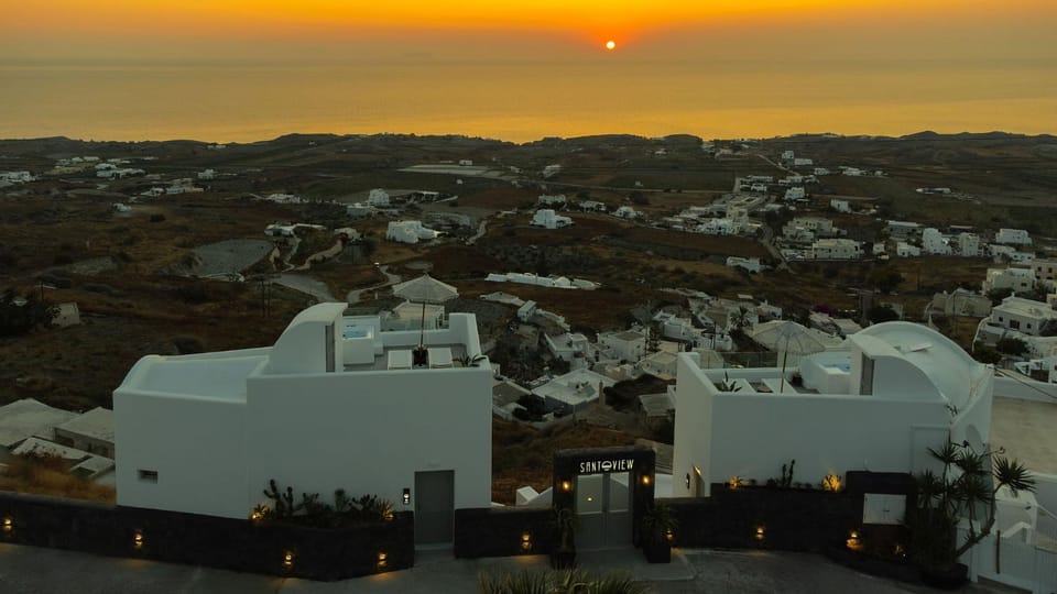 Property building, Sunrise
