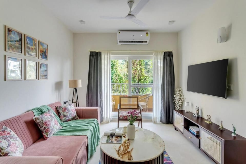 Living room, air conditioner