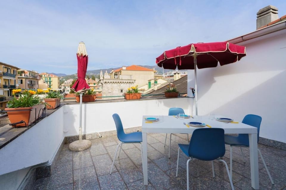 the riviera attico terrazza Apartment in Lavagna