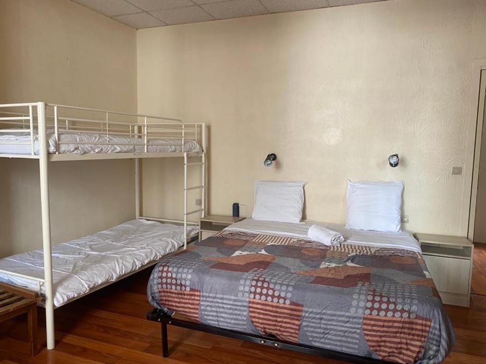 Hotel Du Commerce Hotel in Bourgogne-Franche-Comté