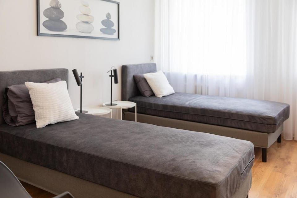 Modern 2BR Apartment in City Center Renovated in 2025 Apartment in Riga