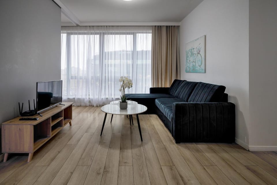 TV and multimedia, Seating area