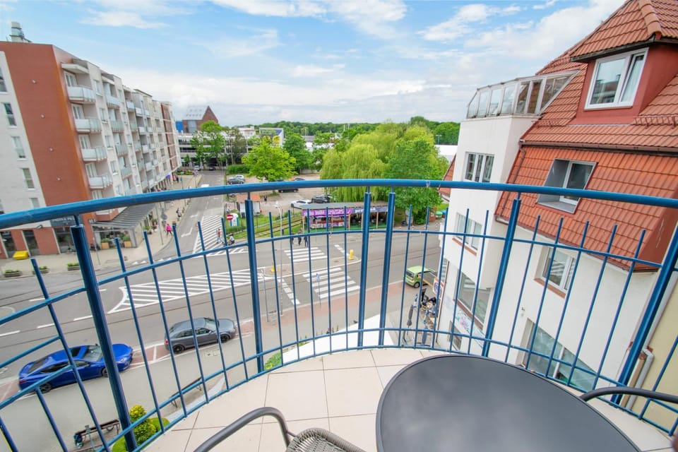 Neighbourhood, View (from property/room), Balcony/Terrace, City view, Location