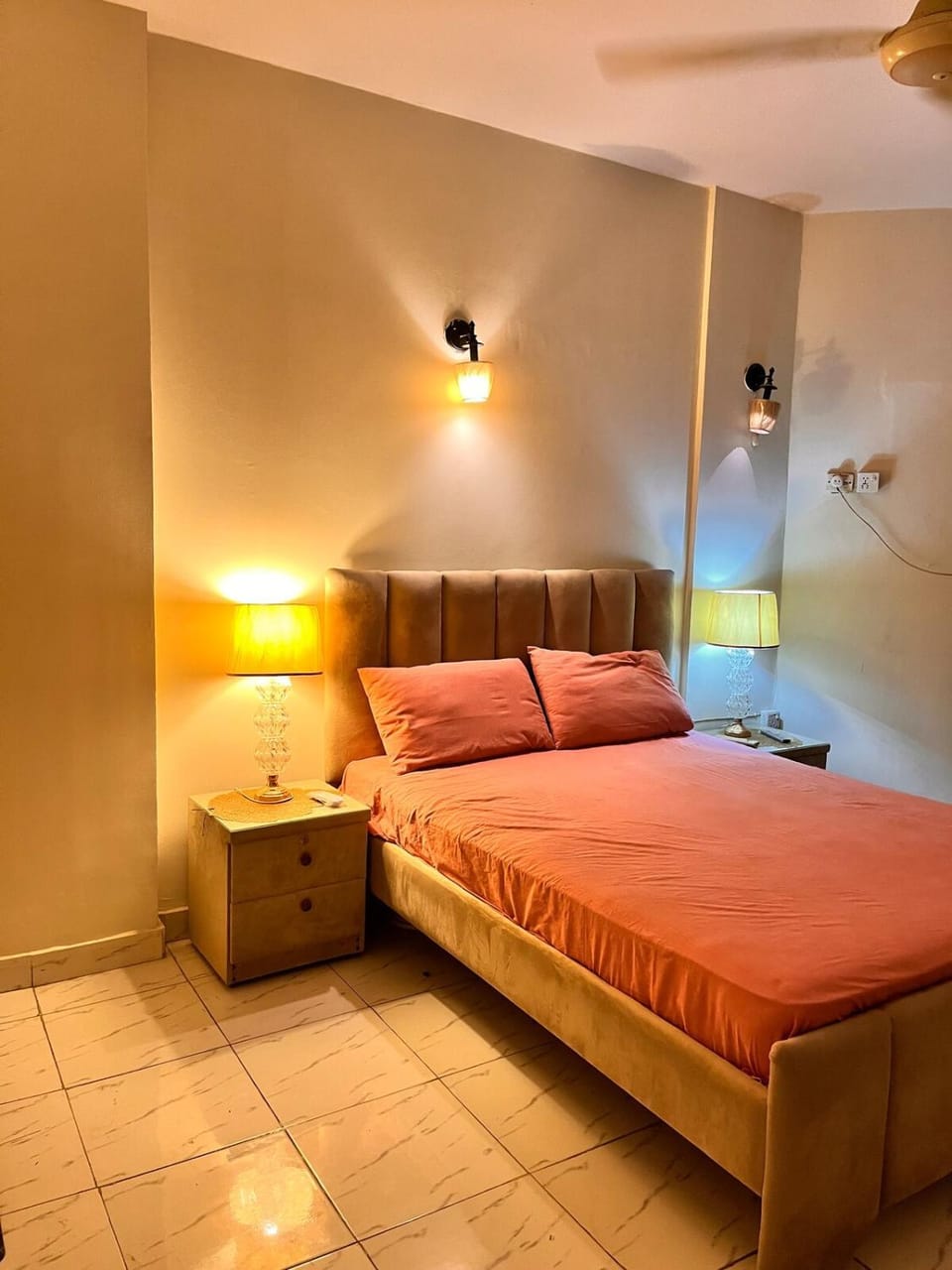Bed, Bedroom, air conditioner