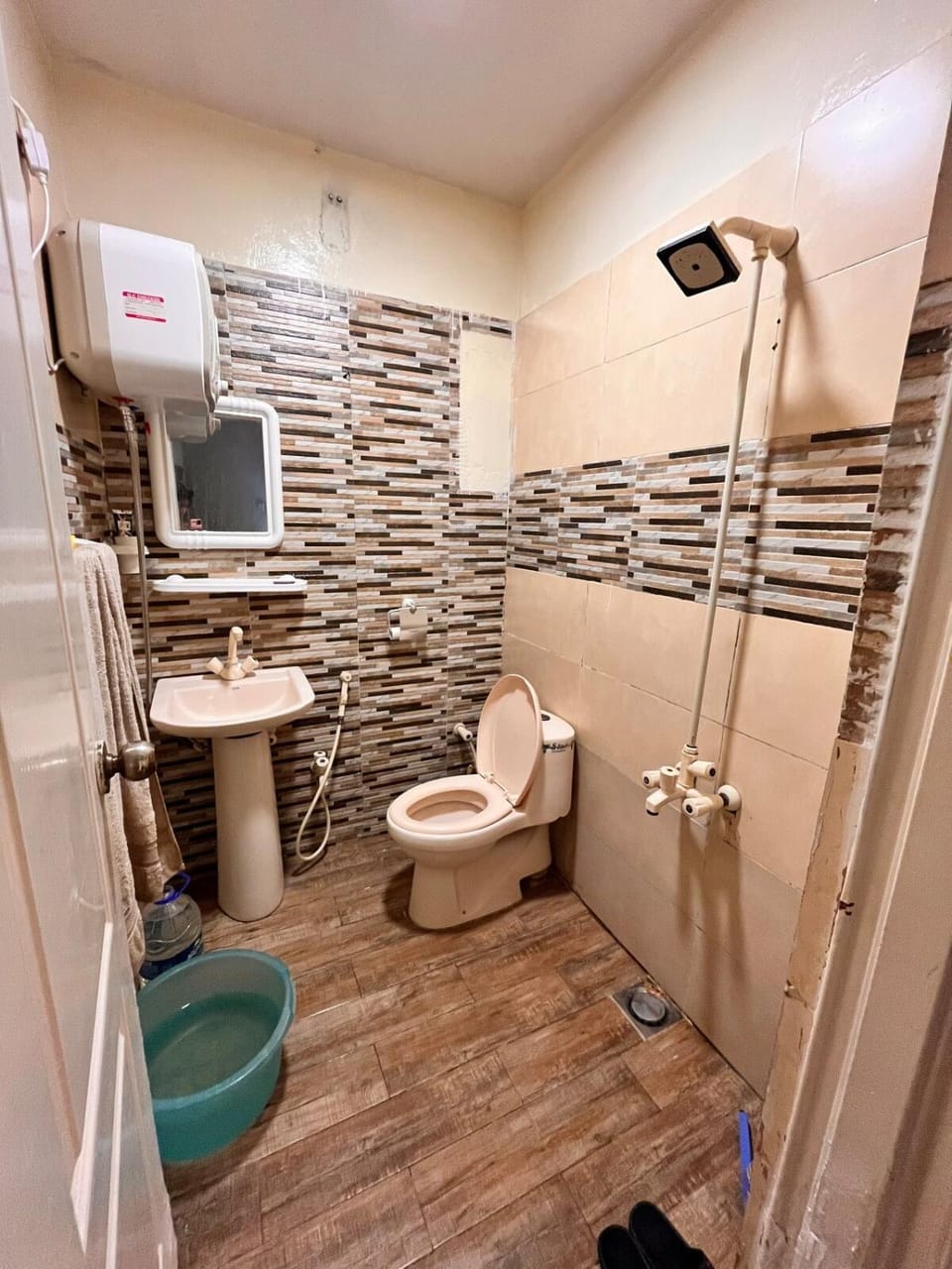 Shower, Toilet, Bathroom, bidet