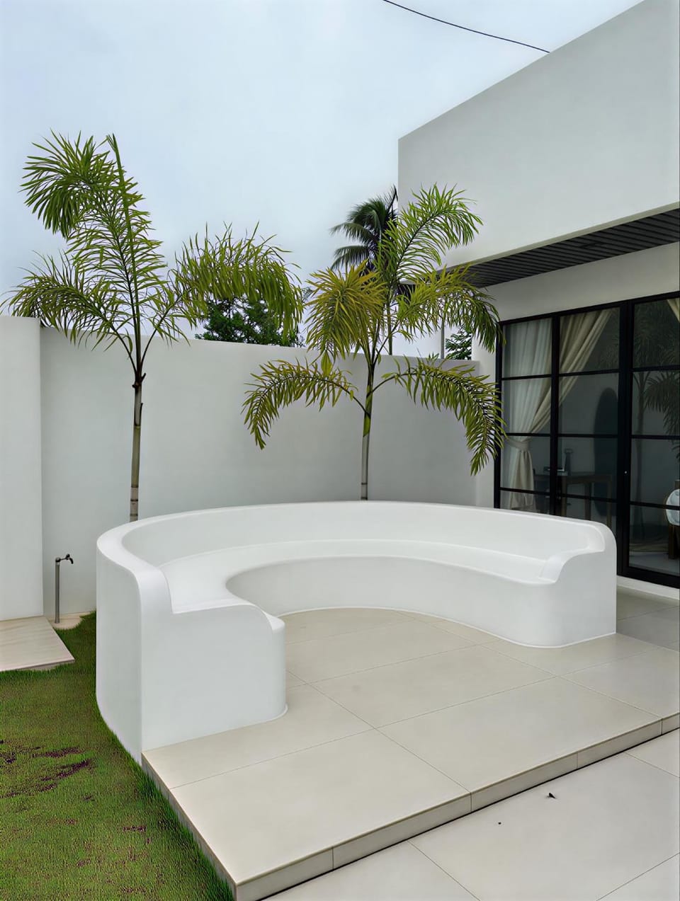 Inner courtyard view