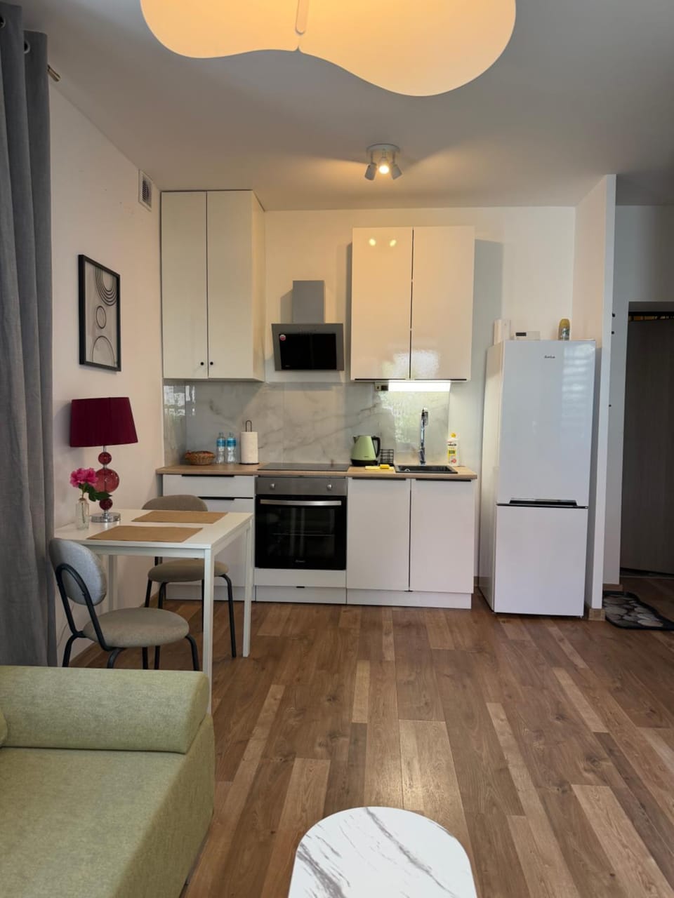 Sukces Apartament przy deptaku Apartment in Lower Silesian Voivodeship