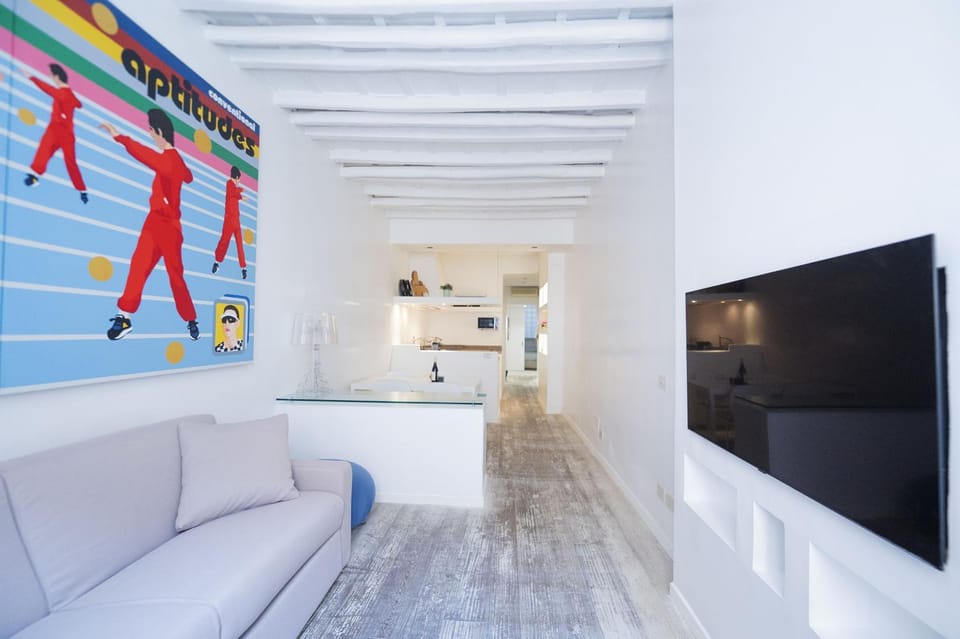 TV and multimedia, Living room, Seating area