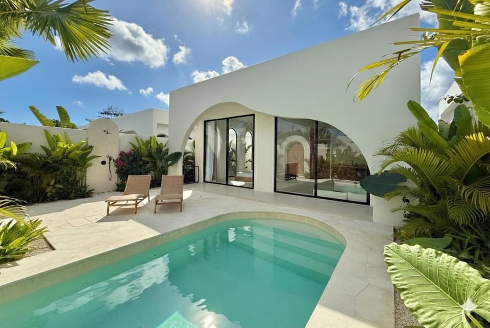 Property building, Natural landscape, Garden view, Pool view, Swimming pool, sunbed