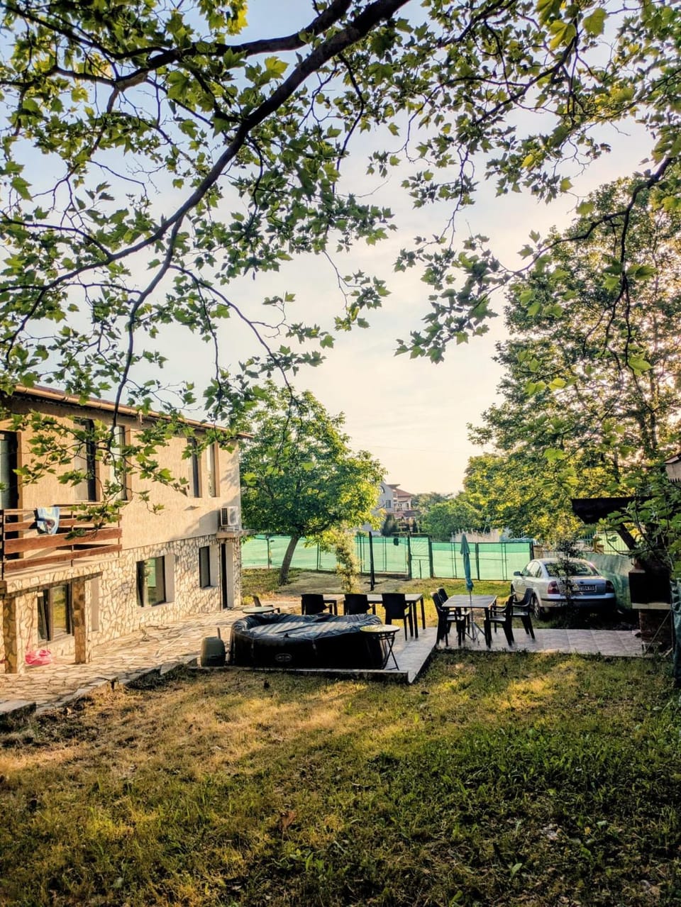 Property building, BBQ facilities, Garden, Hot Tub, Seating area, Garden view, Swimming pool, Parking
