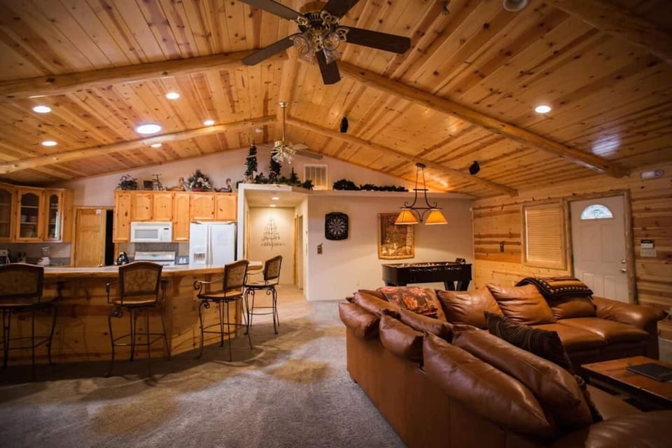 Kitchen or kitchenette, Living room, Dining area