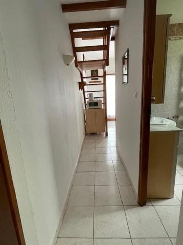 Maison T2 indépendante avec terrasse et parking House in Poitiers