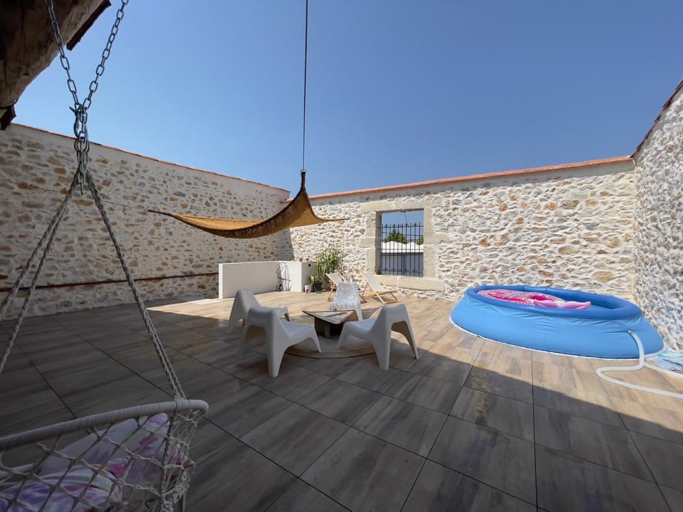 La Vigneronne Bleue Vacation rental in Occitanie