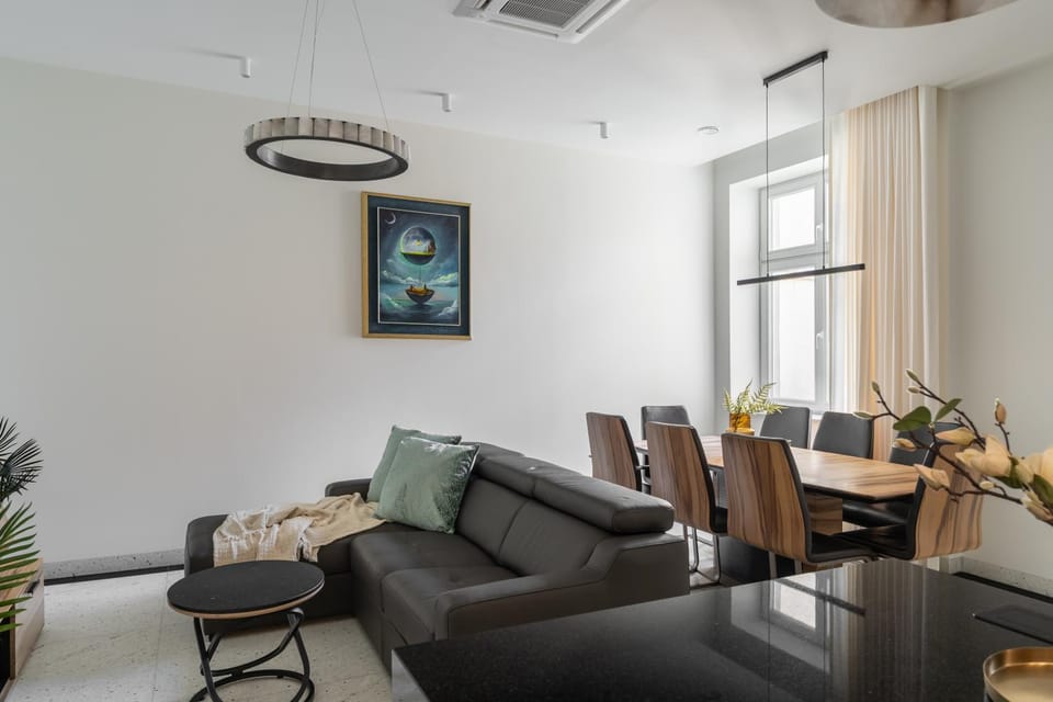 Living room, Seating area, Dining area