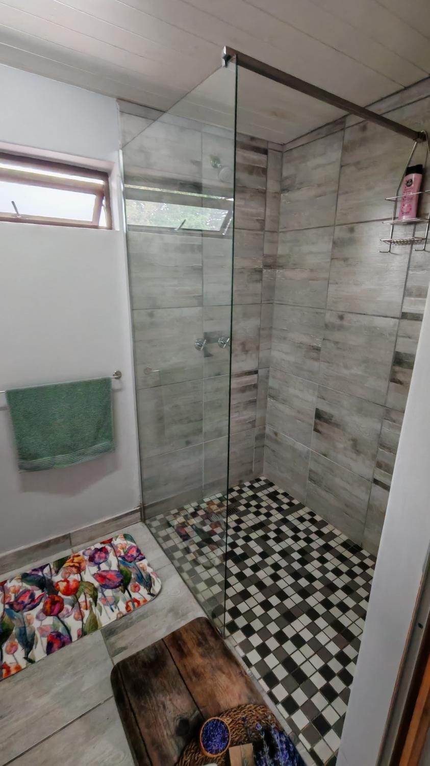 Shower, Bathroom, towels