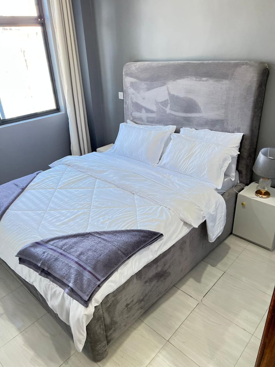 Chic 2BR Masaki Hide away, With POOL & GYM Apartment in City of Dar es Salaam