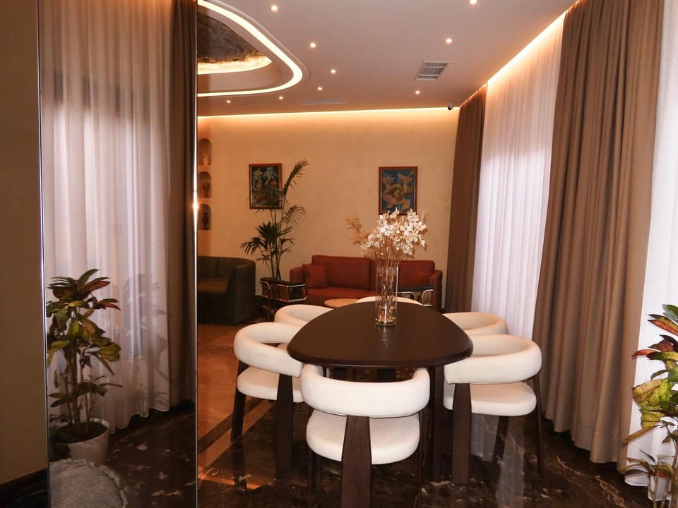 Seating area