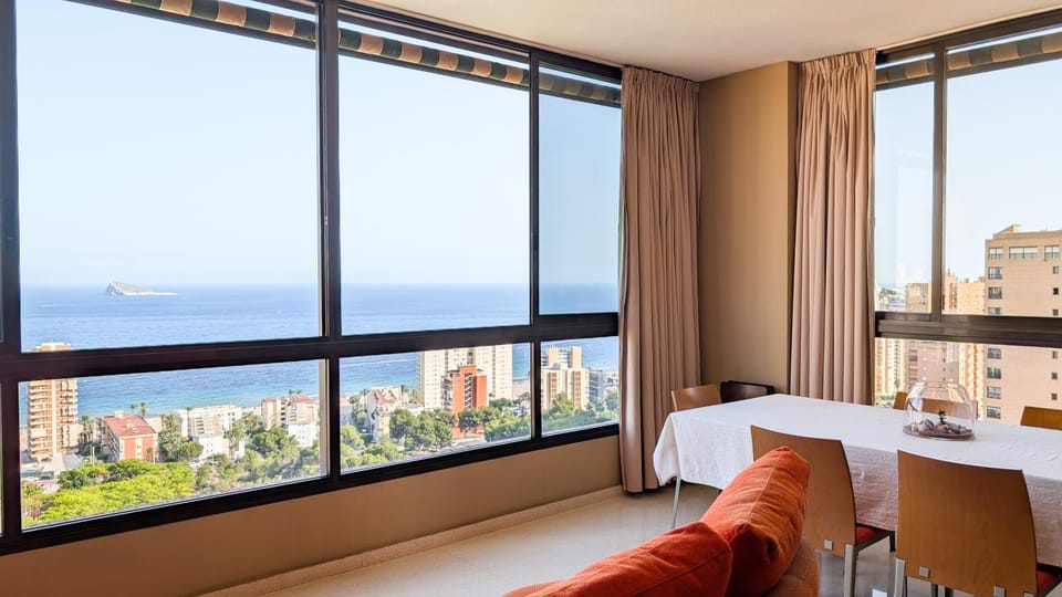 View (from property/room), Living room, Dining area, City view, Sea view