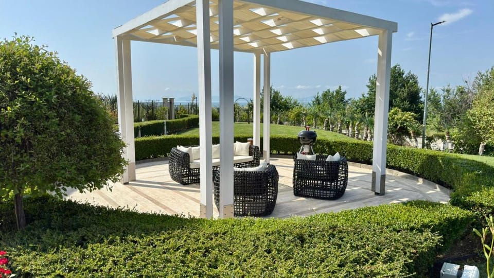 Апартамент Панорама, двустаен, малък, първа линия, гледка море, DIAMOND BEACH, Сарафово Apartment in Burgas
