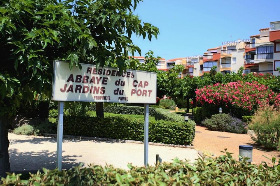 Loggia vue port confort et design proche plage Apartment in Agde