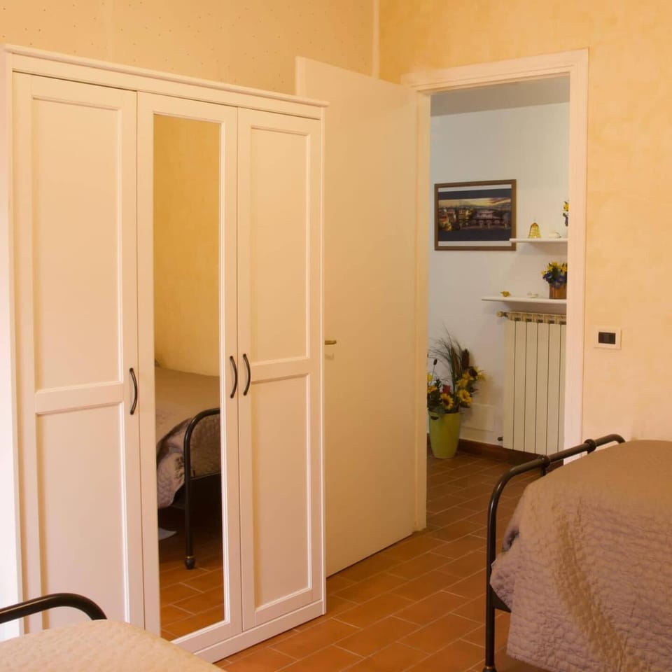 Bedroom, wardrobe