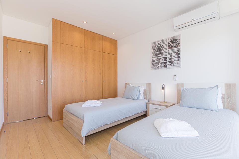 Golden Views Penthouse 3BR in Newtown Apartment in Albufeira