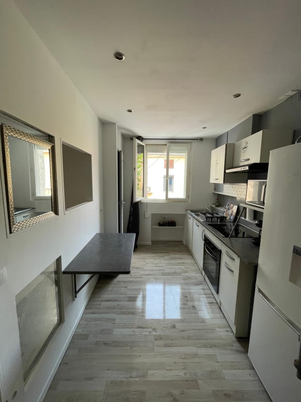 Appartement dans le village à port la nouvelle Apartment in Port-la-Nouvelle