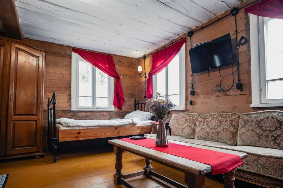 Living room, Bedroom, heating
