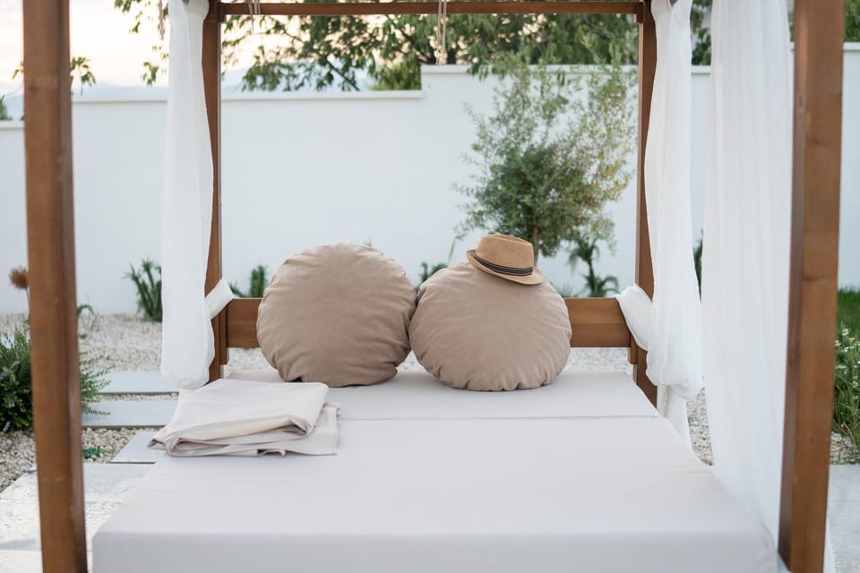 Bed, Garden