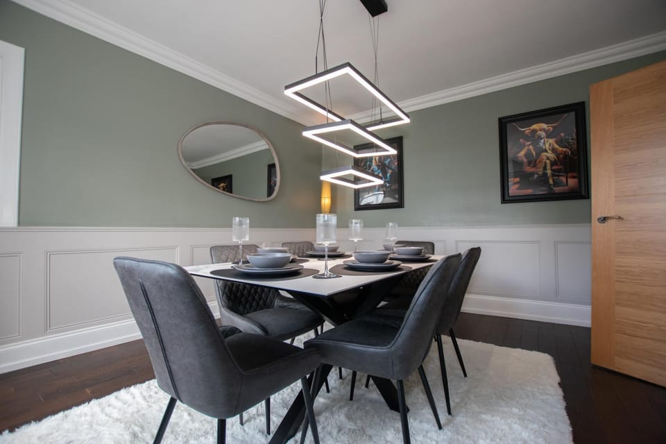 Penthouse at the White House near Edinburgh Apartment in Scotland