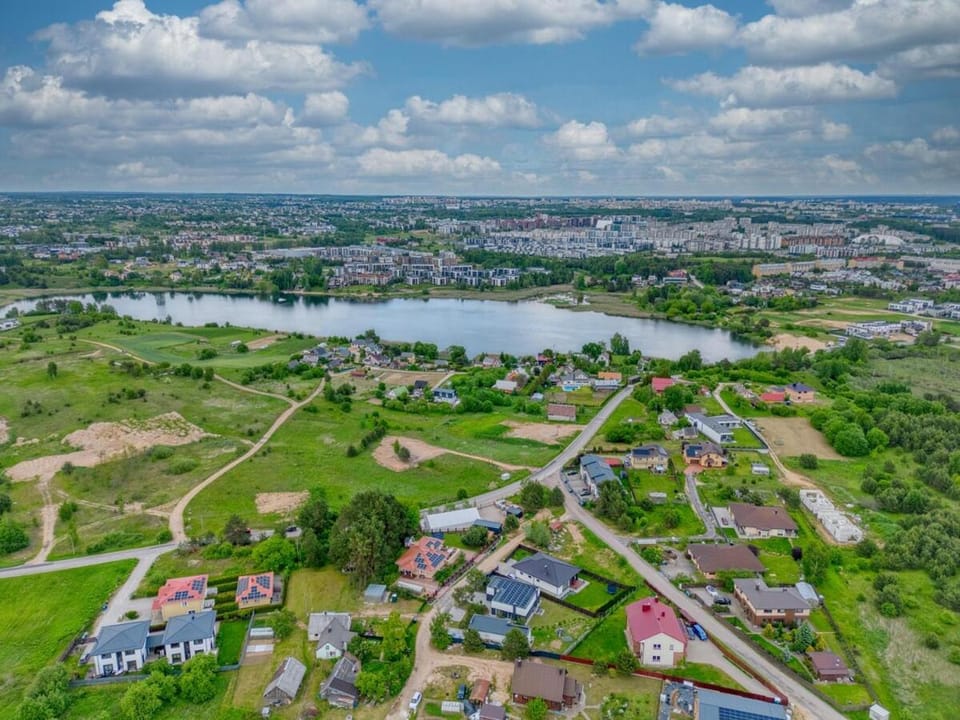 Bird's eye view, Lake view