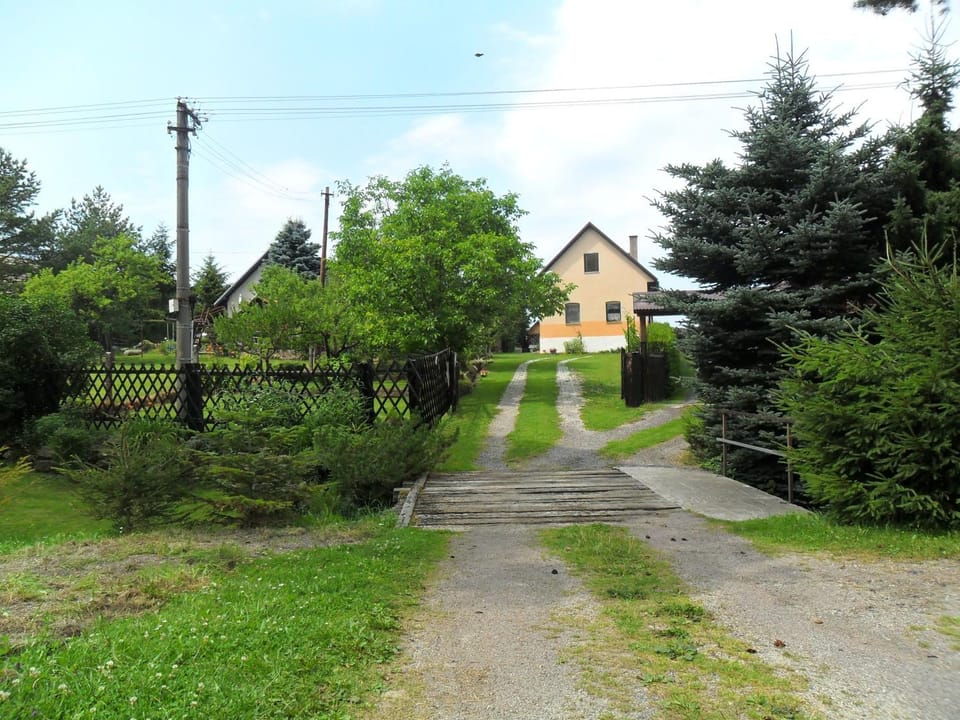 Property building, Street view