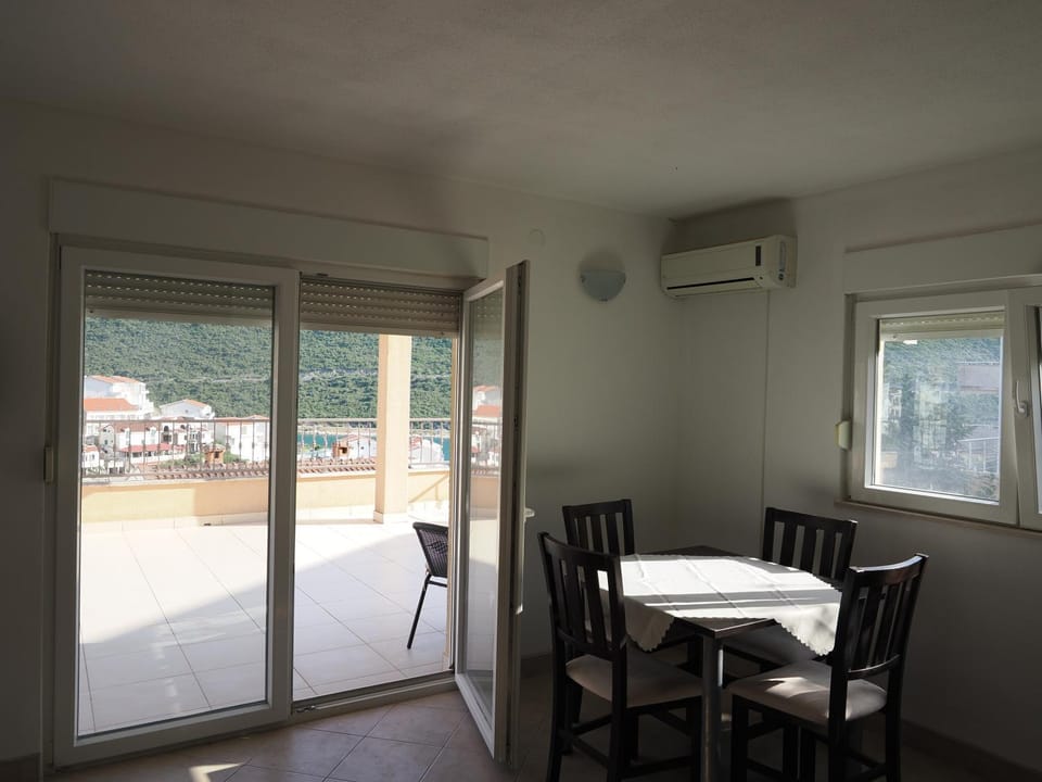 Villa Njavro Apartment in Neum
