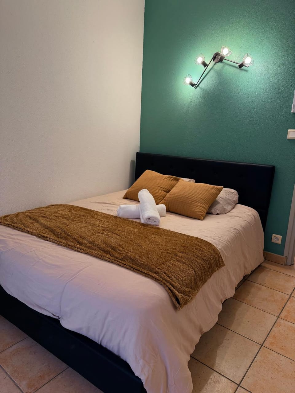 Sunny Pearl - Spacieux Appartement Climatisé au Centre ville Apartment in Narbonne