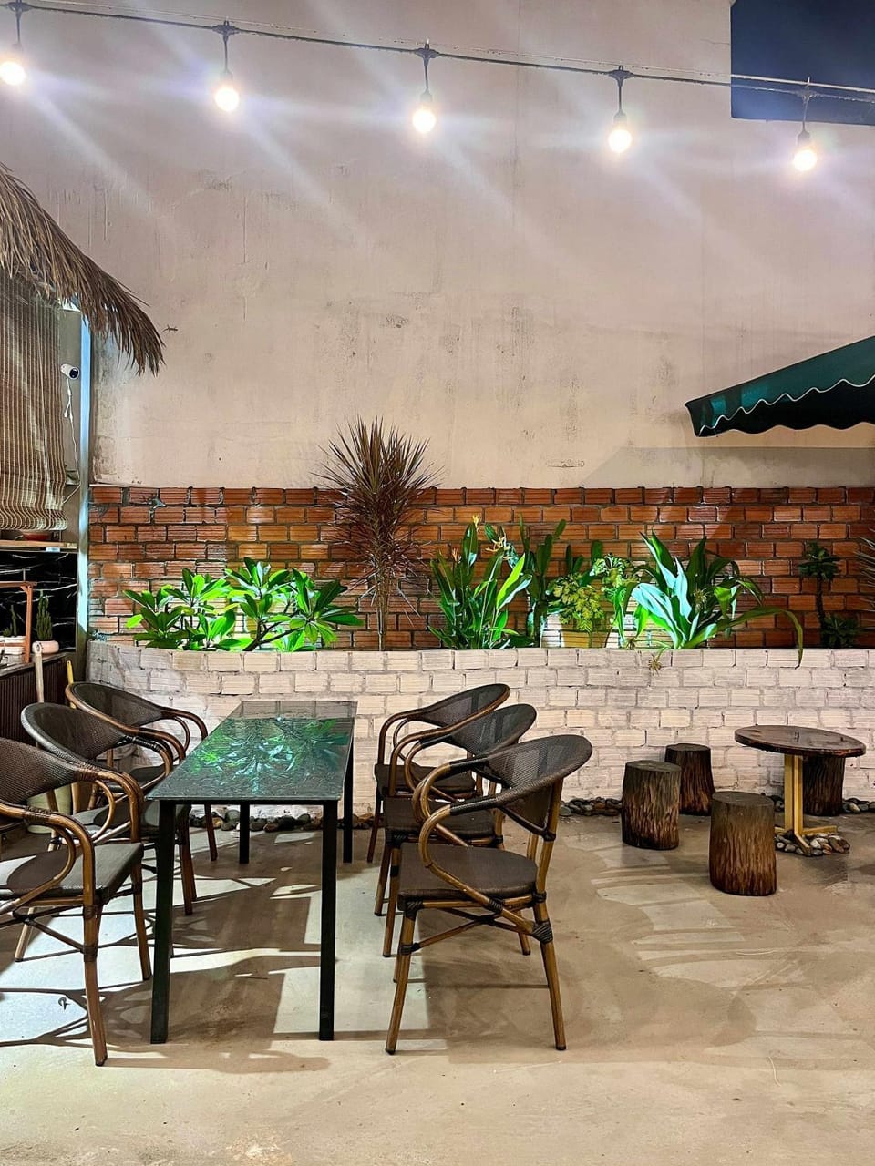 CocoVilla 3 Peaceful Home Near Sea Airport Pickup House in Hoa Hai