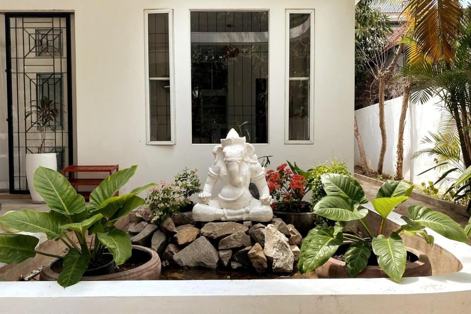 Garden, Garden, Decorative detail